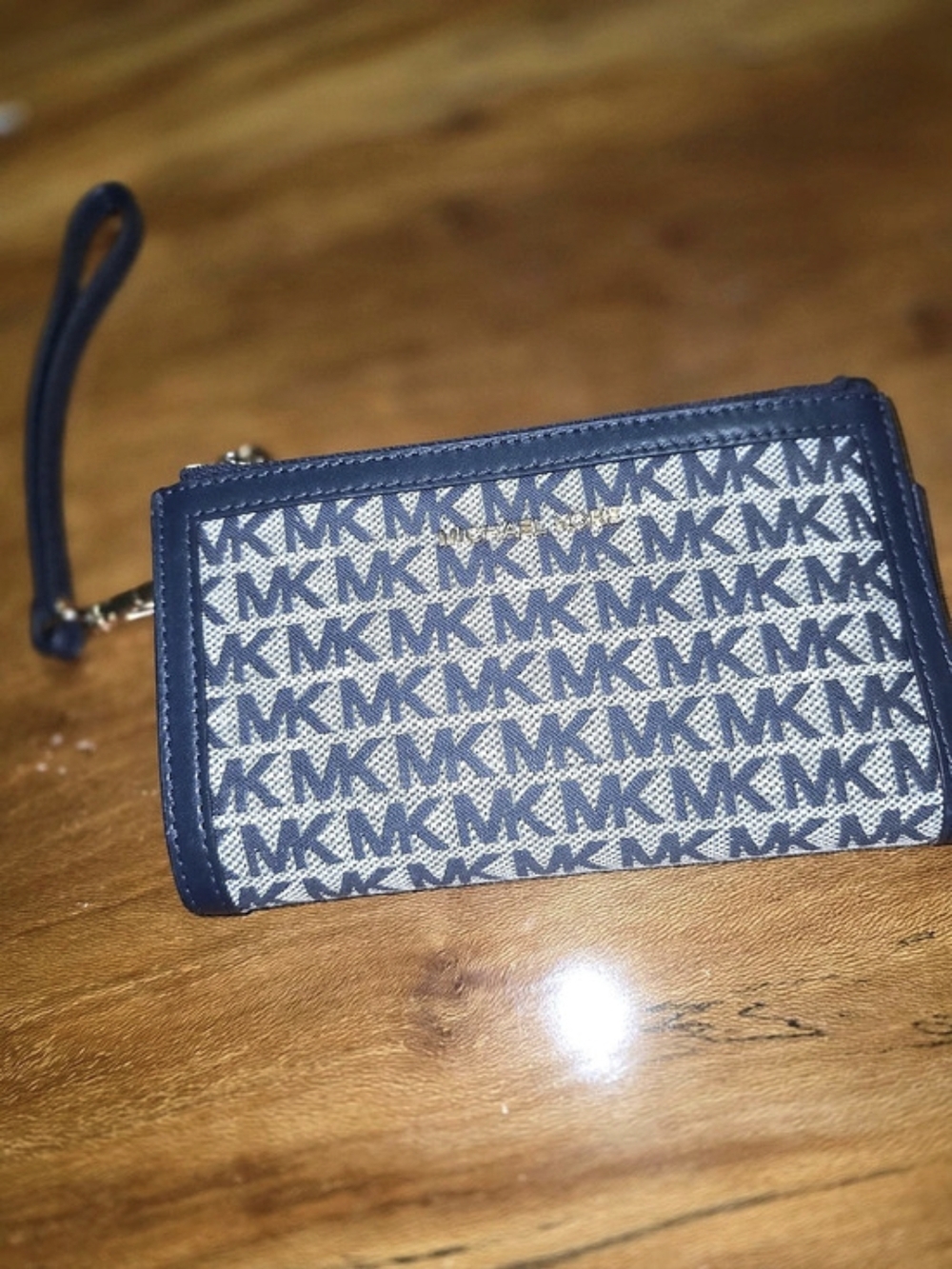Michael Kors Jet Set Travel Large Striped Logo Jacquard Smartphone Wristlet Logo